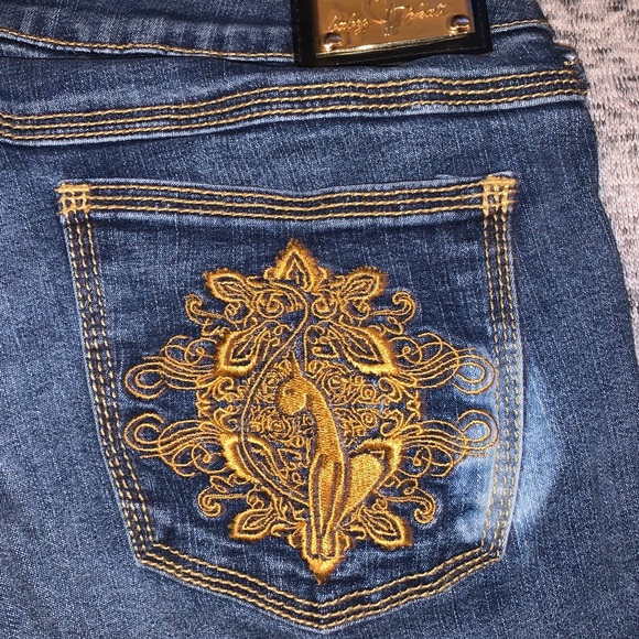 Baby Phat Capris - Picture 7 of 7